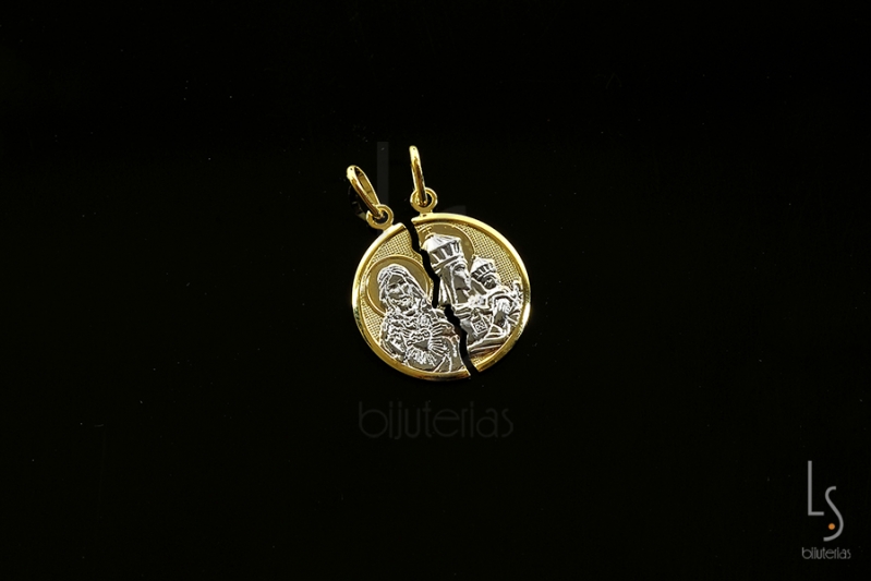 PG008655	PINGENTE METADE SAGR. COR. DE JESUS E DO CARMO (LF - PG149)